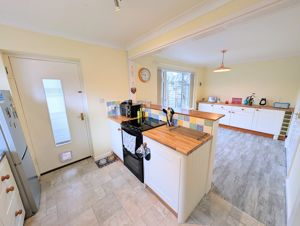 Photo 10- click for photo gallery